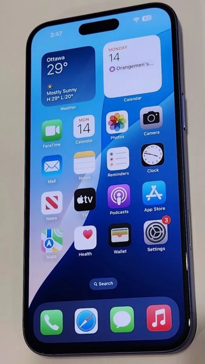 iphone 16 plus 128GB ultramarine - Image 1