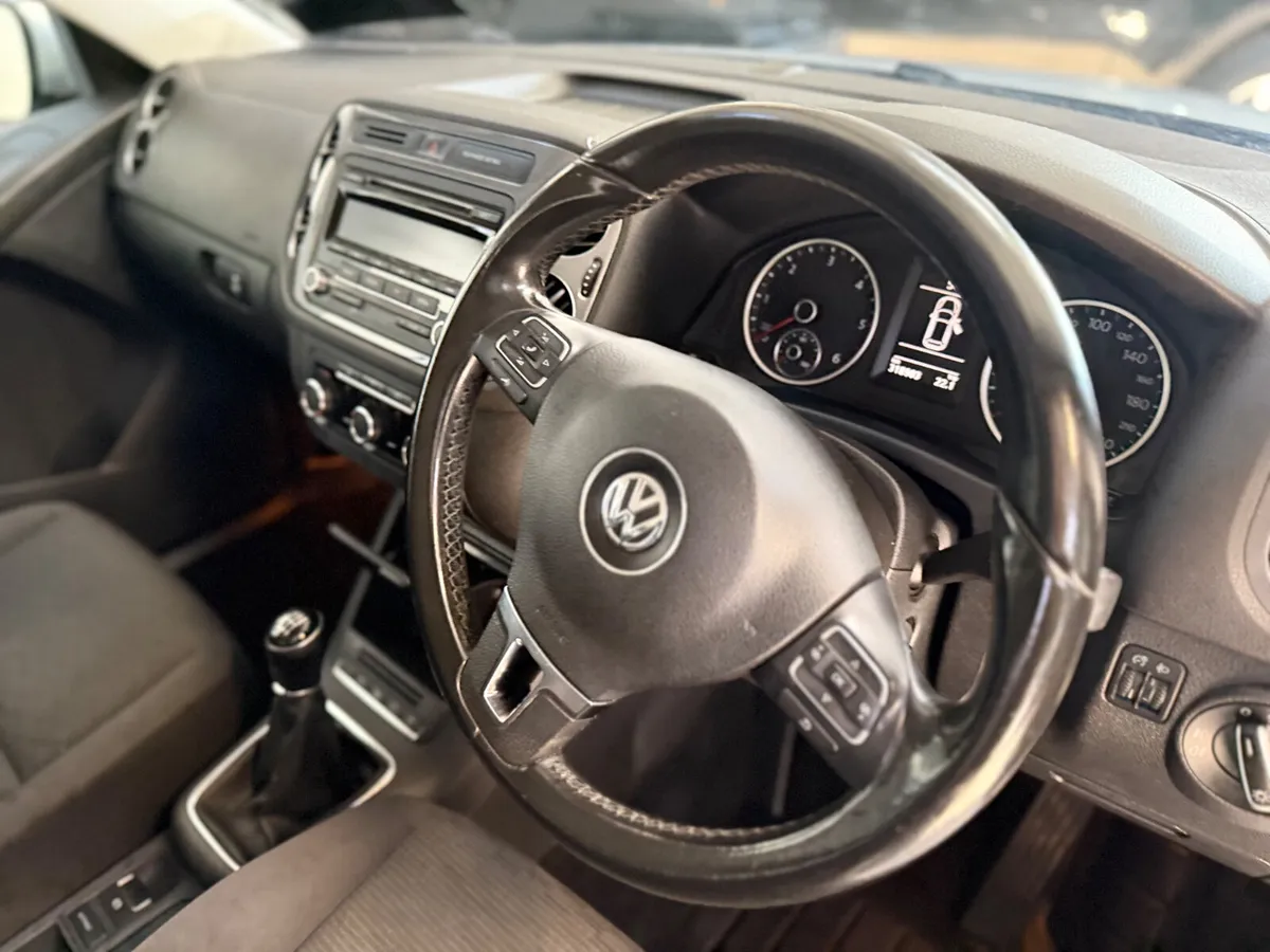 Volkswagen Tiguan 2012. 2.0TDI. TREND & FUN - Image 3