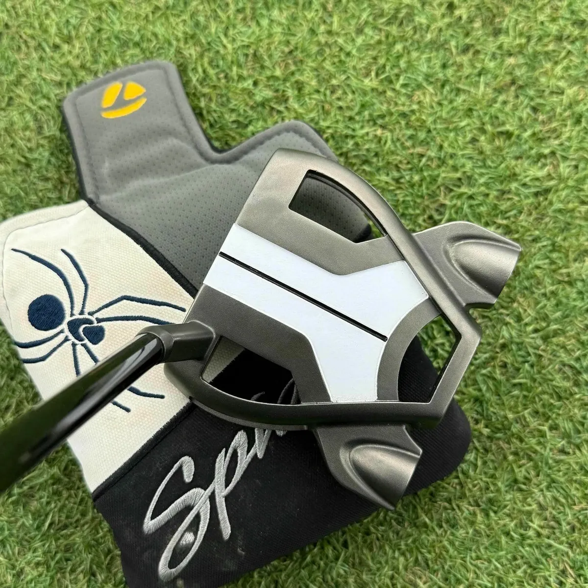 TaylorMade Spider Tour 2023 T3 Putter / 33″ - Image 4