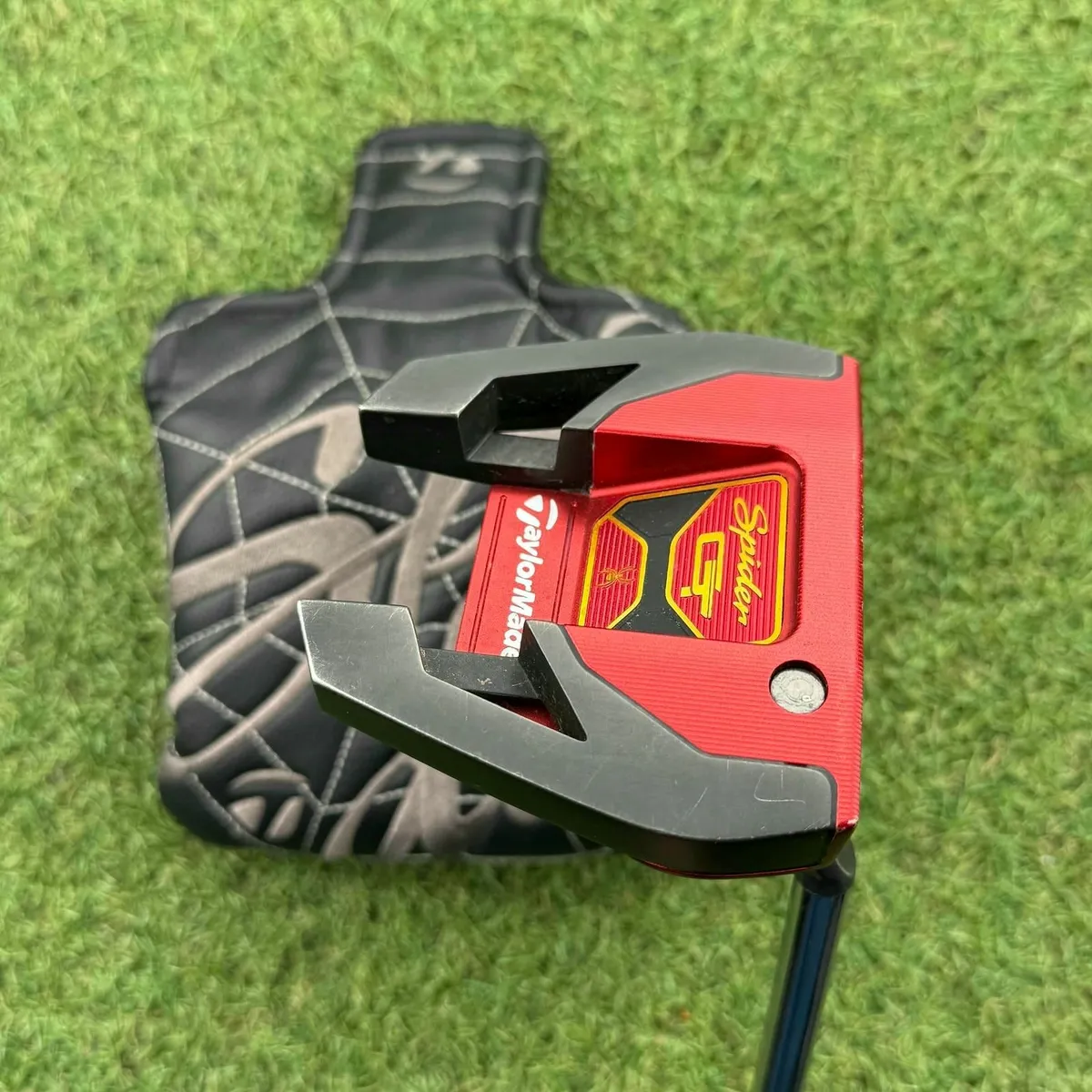 TaylorMade Spider GT Splitback Putter / 35″ - Image 2