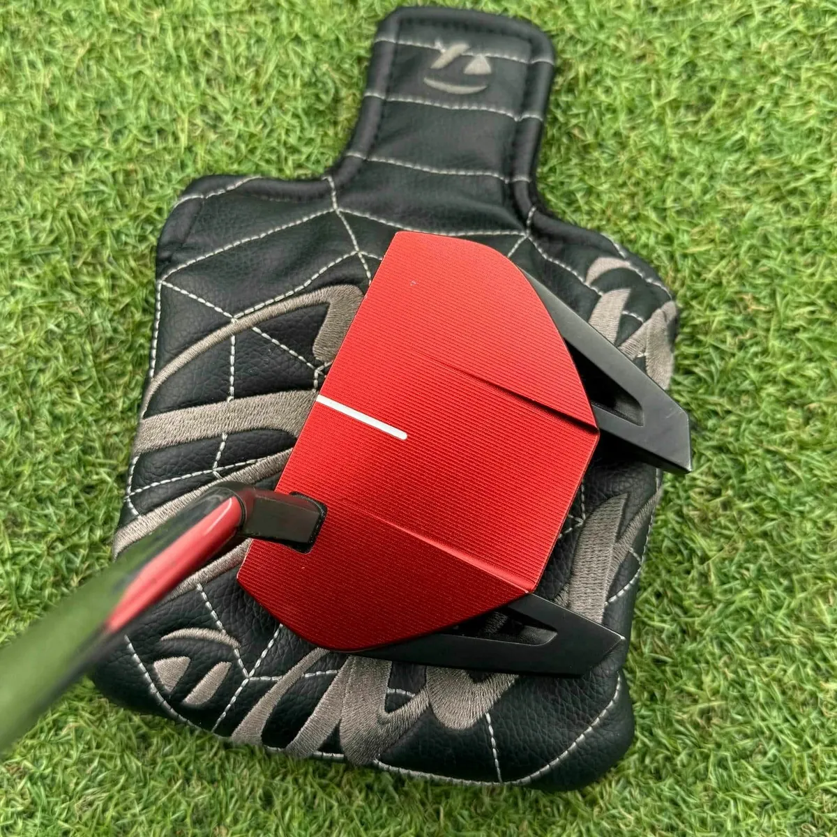 TaylorMade Spider GT Splitback Putter / 35″ - Image 4