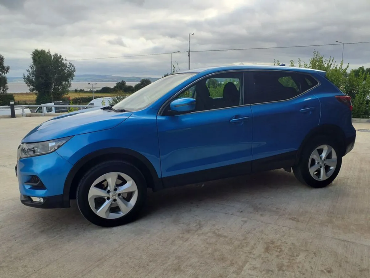 Nissan Qashqai DCI ACENTA PREMIUM - Image 4