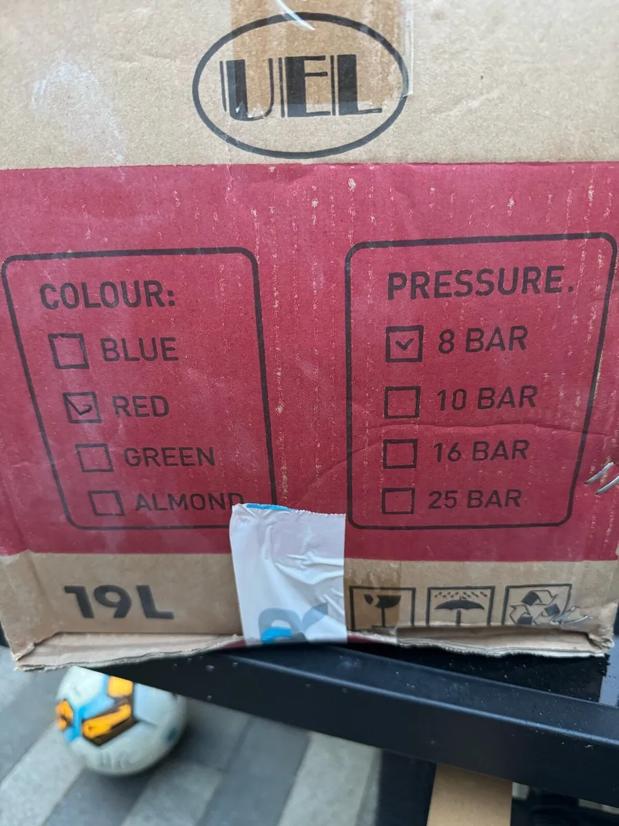 Heading Expansion Tank - Image 2