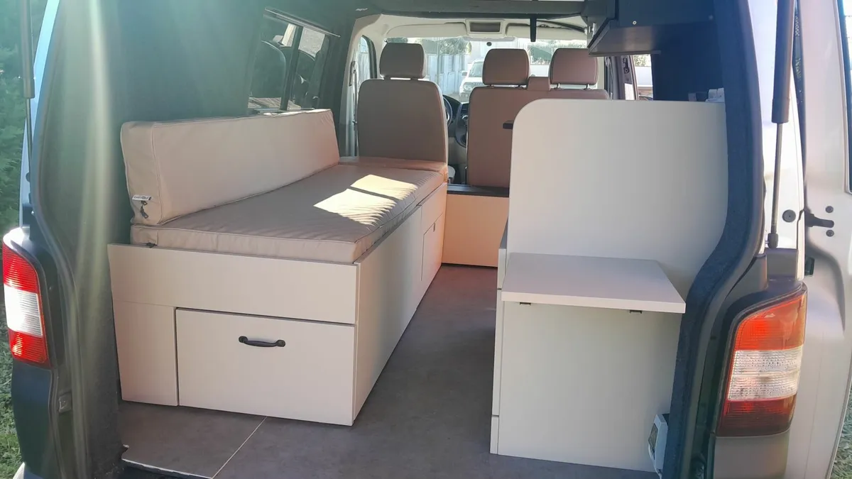 LHD 2013 VW T5 SWB ONLY 85,000 Miles - Image 4