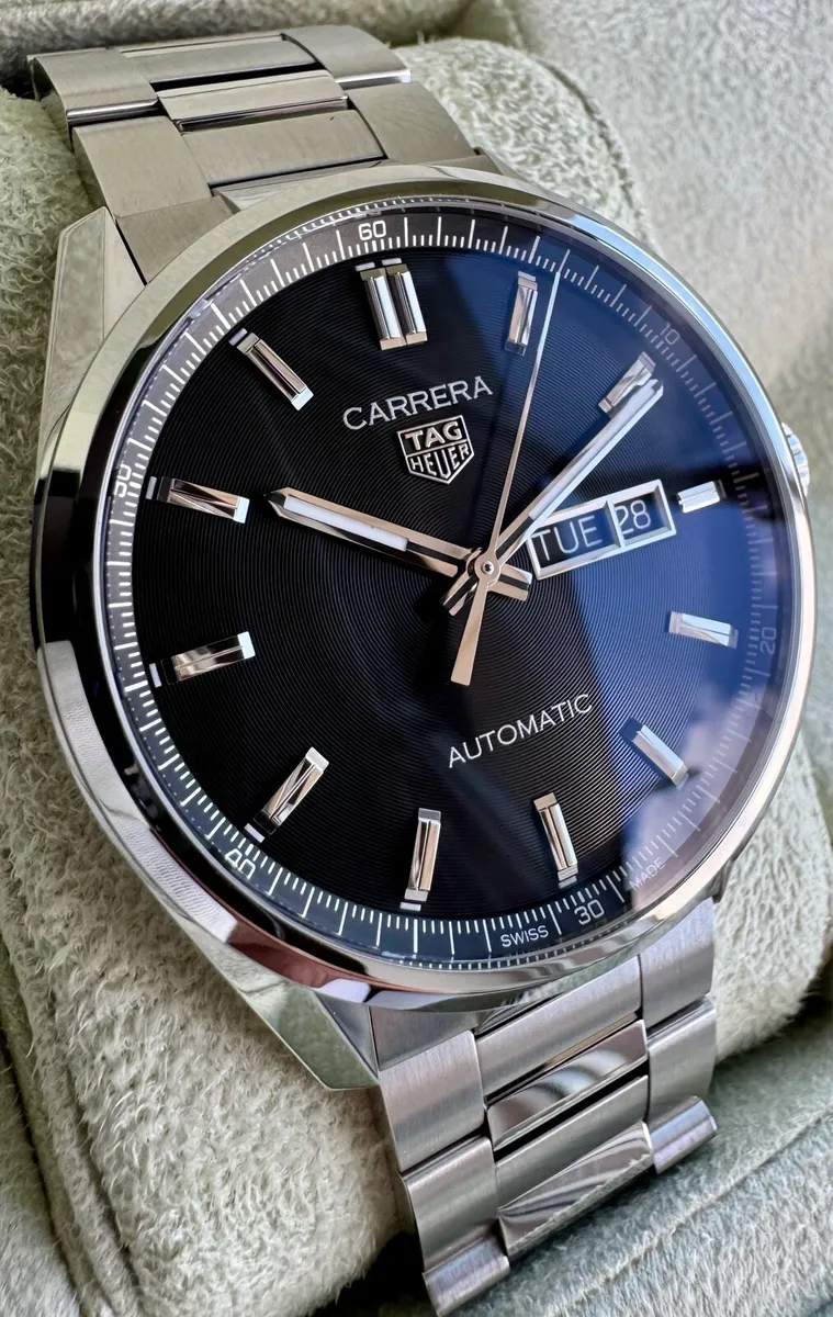 Tag Heuer Carrera Day-Date 2024 - Image 1
