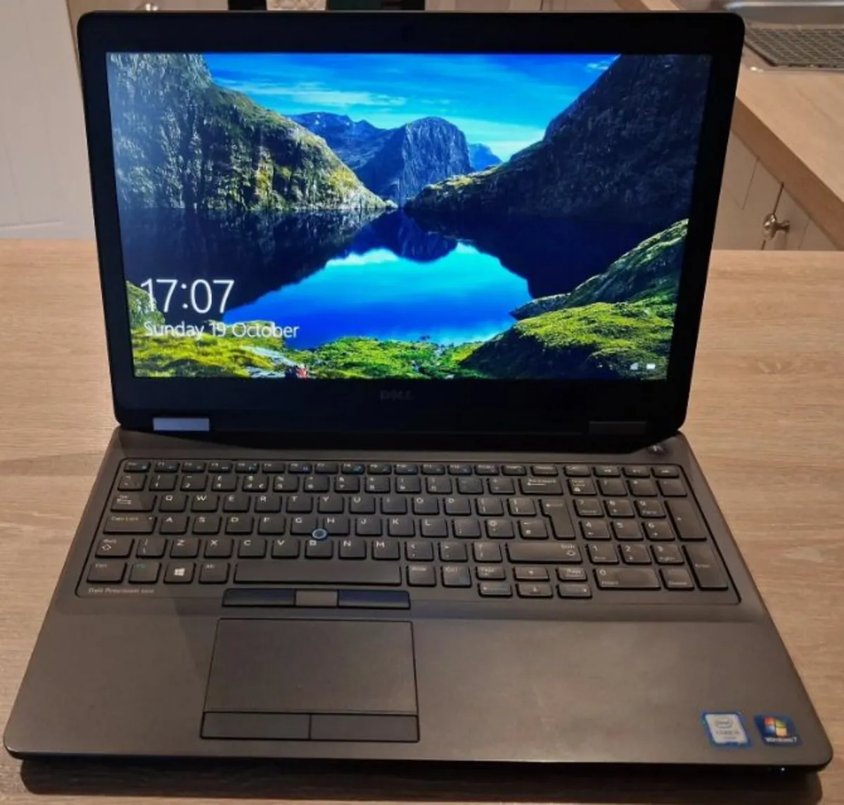 Dell Precision 3510 Business laptop i5 16GB 256GB - Image 3