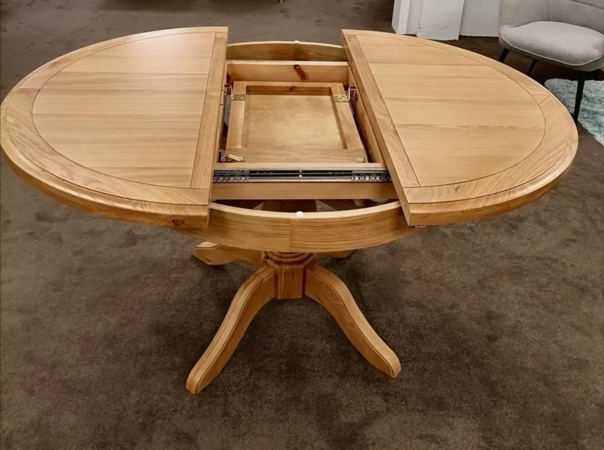 Oak Extendable Round Dining Table, New - Image 3