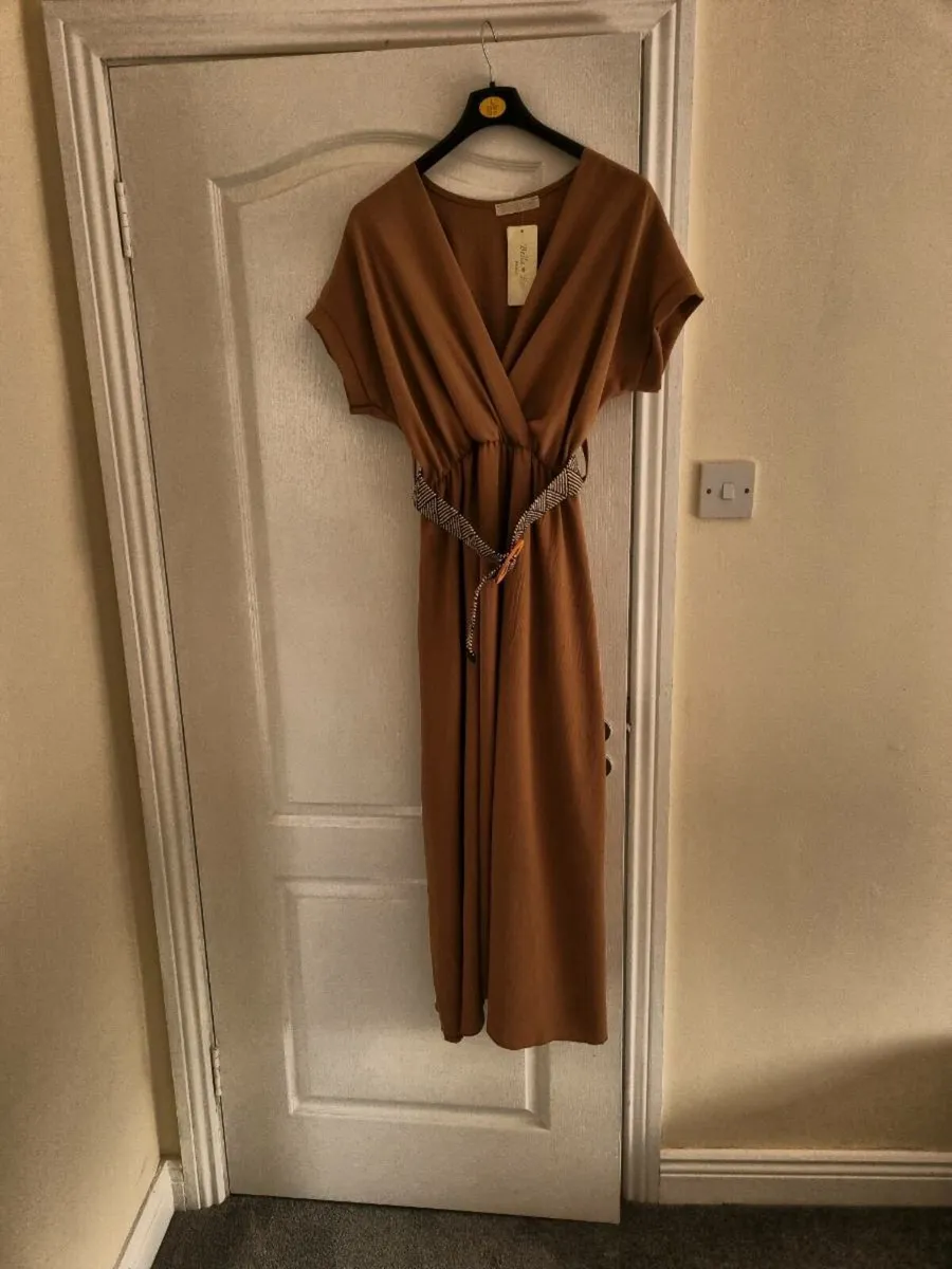 Womens clothes - Image 1