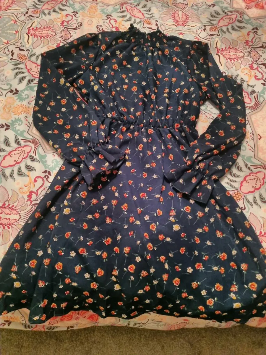 Womens clothes - Image 4