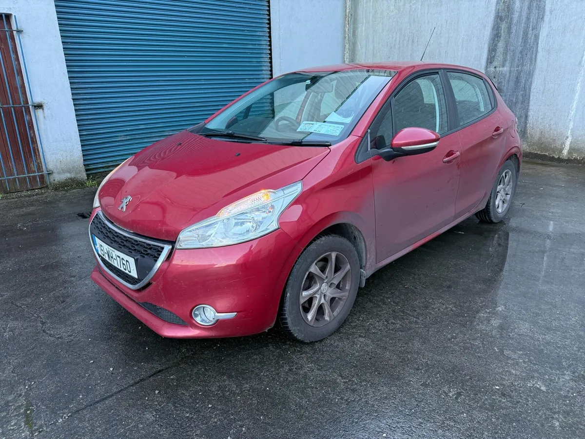 2015 Peugeot 208 1.4hdi auto DRIVE HOME - Image 2