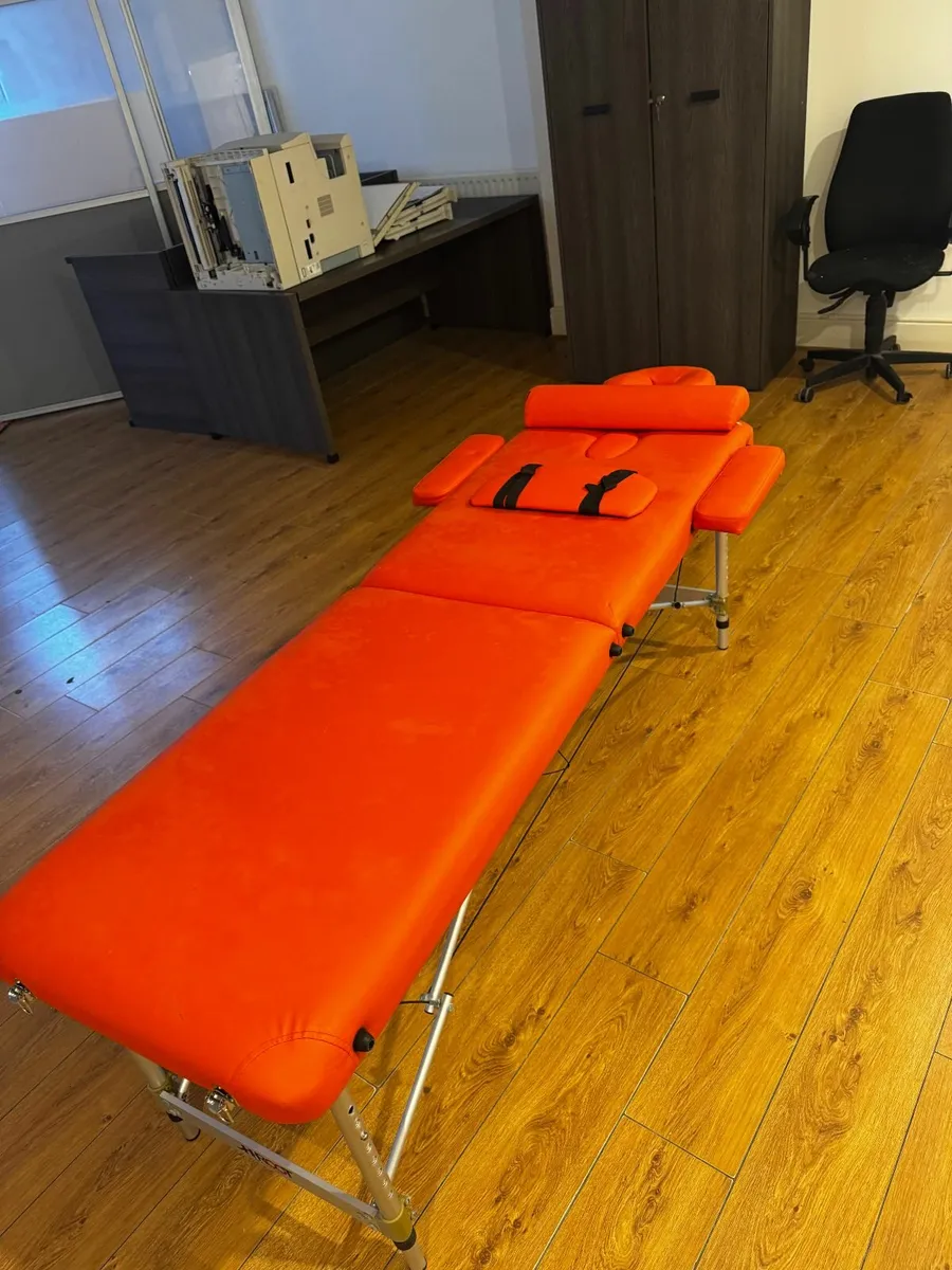 H-ROOT Massage Table ***MAKE AN OFFER*** - Image 4