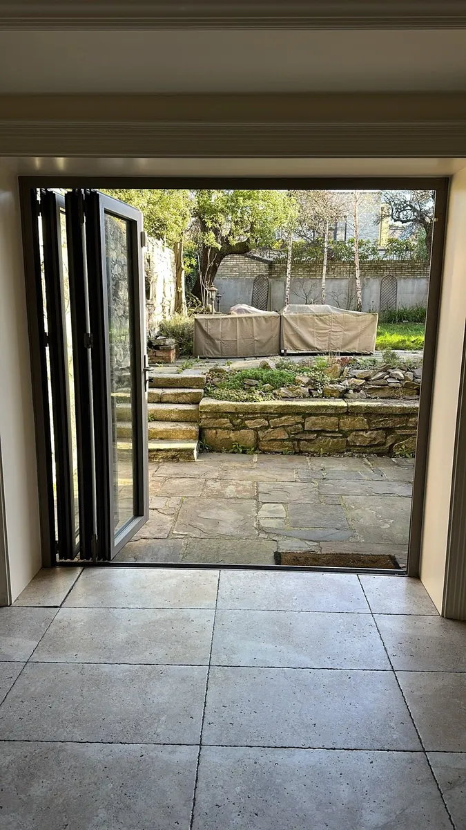 Concertina floding external doors - Image 2