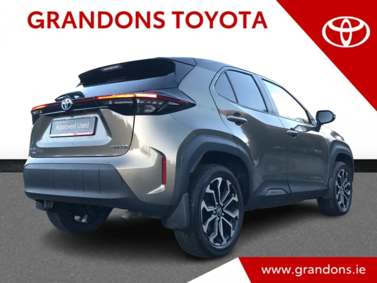 Toyota Yaris Cross LUNA SPORT - GRANDONS - Image 2