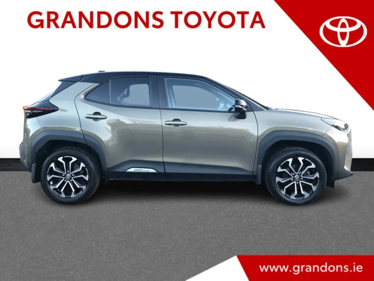 Toyota Yaris Cross LUNA SPORT - GRANDONS - Image 3