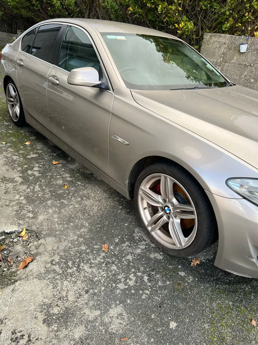 BMW F10 for parts - Image 2
