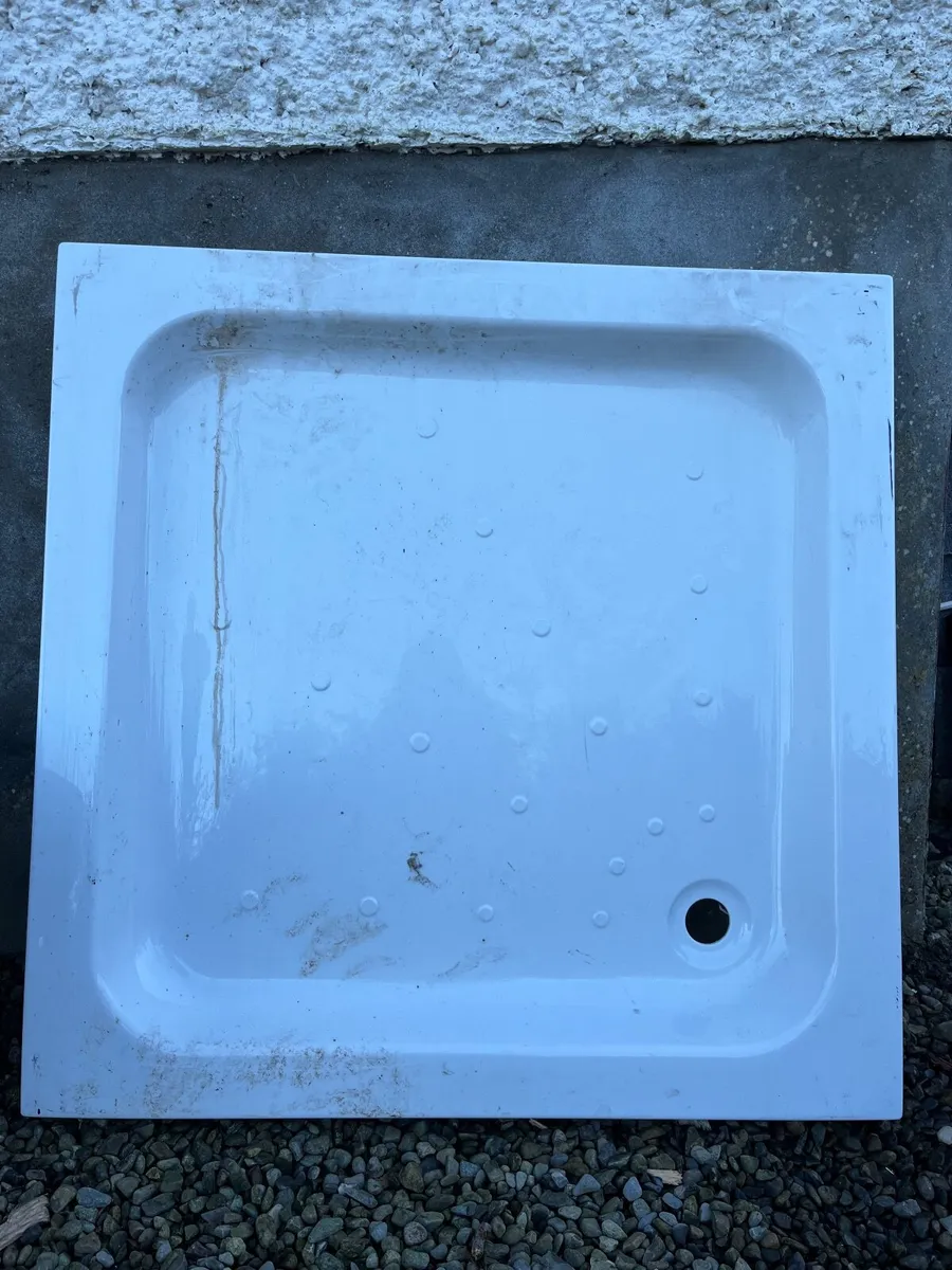 Shower tray
