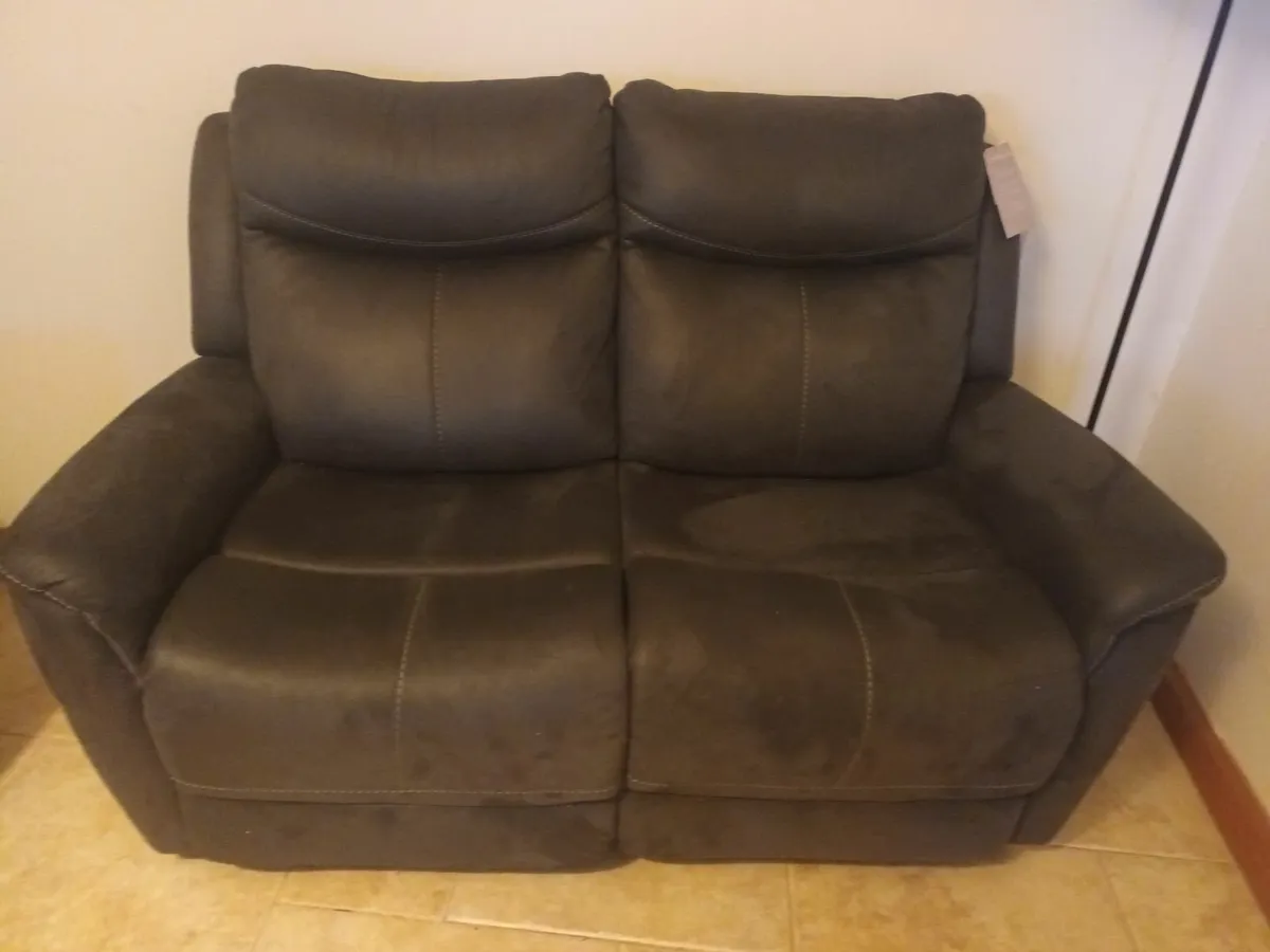 2 seater recliner sofa  & 3 seater recliner sofa - Image 4