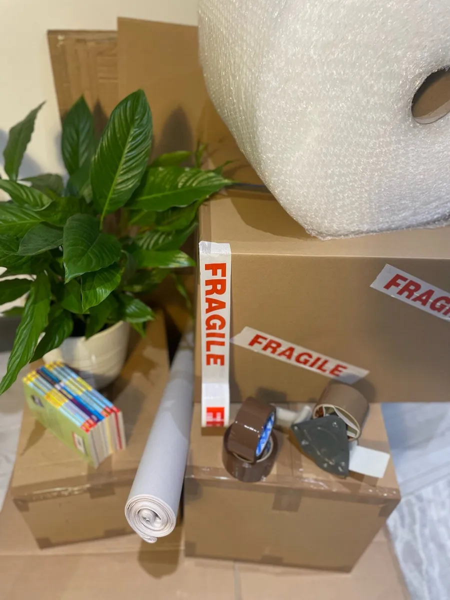 Moving supplies - Image 2