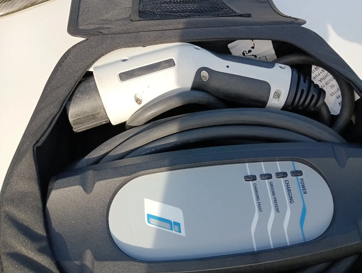 💥2016 BMW 330E M-sport Performance💥 - Image 3