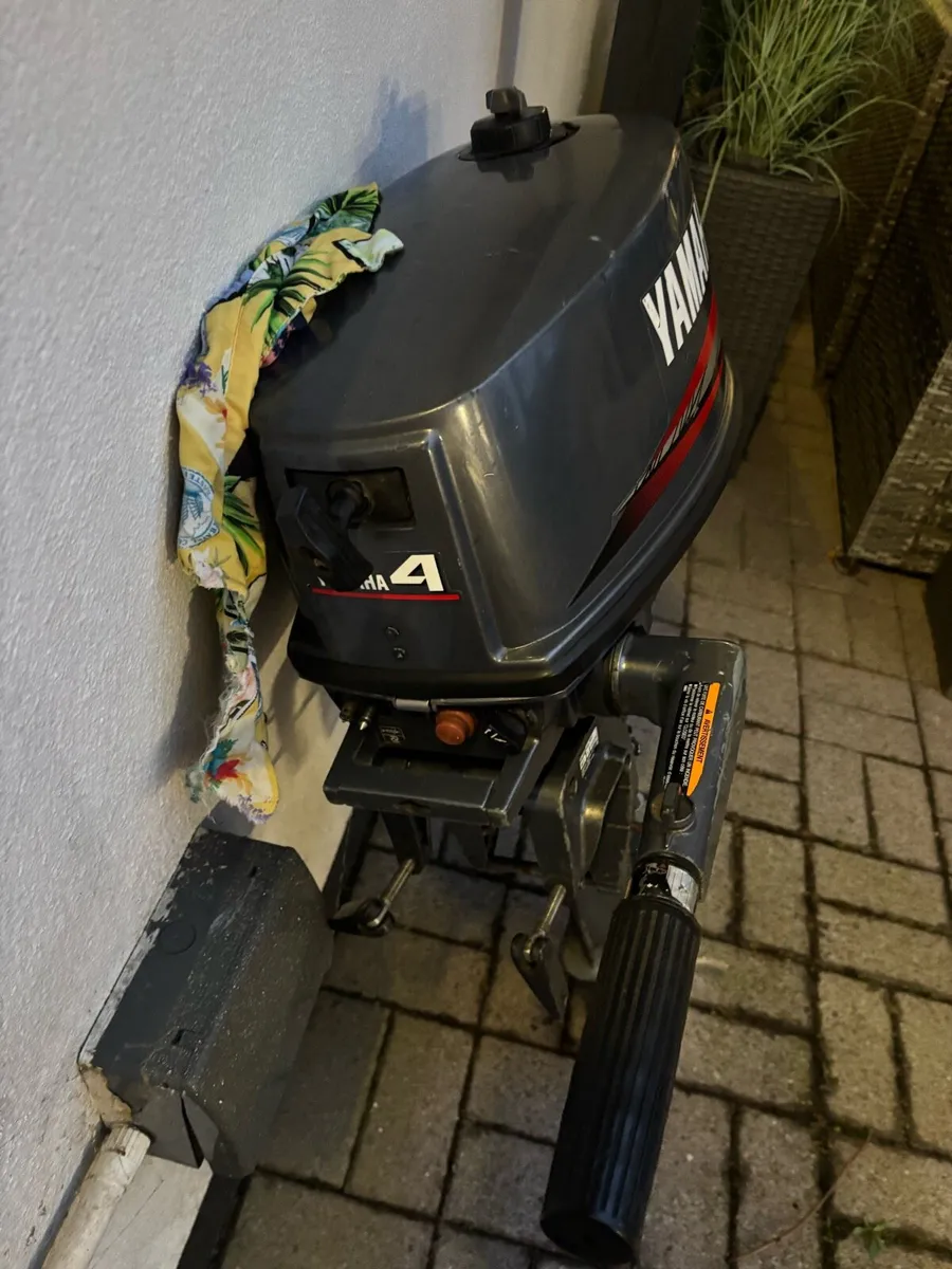 Yamaha 4hp outboard - Image 4