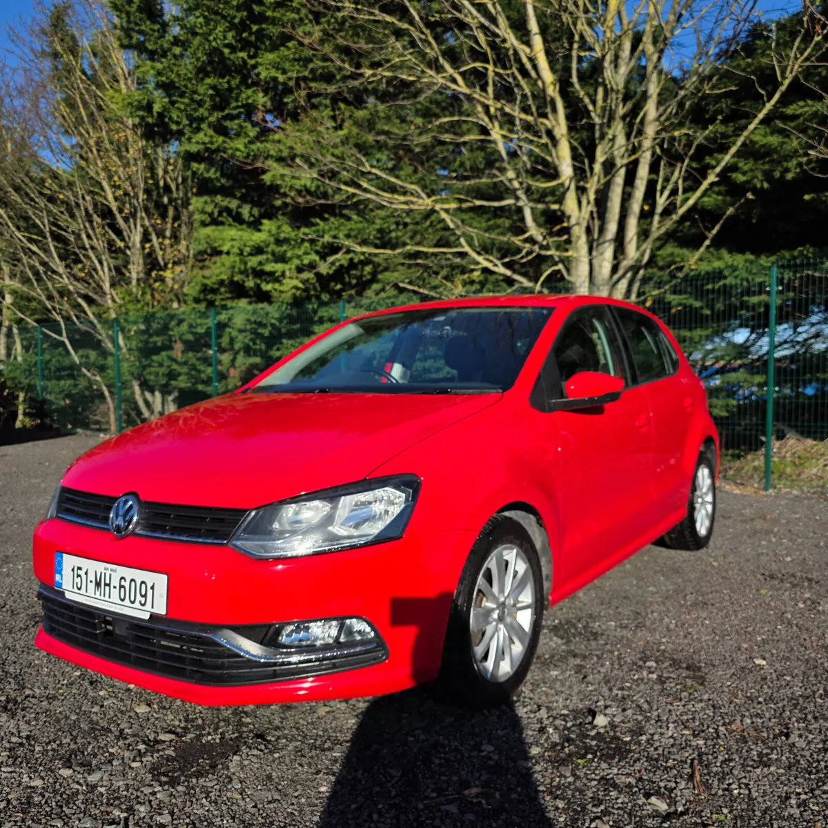 Volkswagen Polo Automatic 2015 Low Miles - Image 4