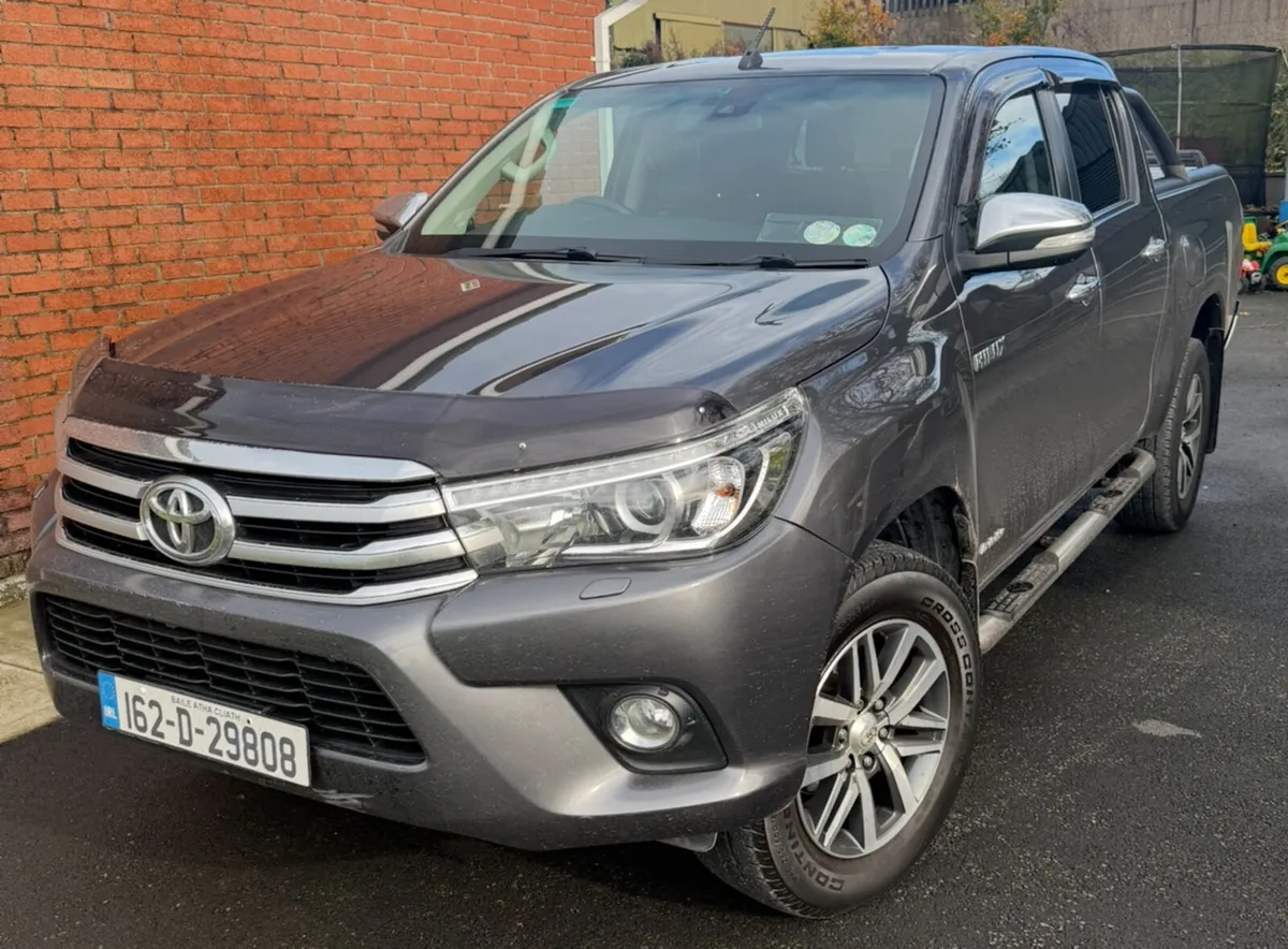 Toyota Hilux invincible - Image 2