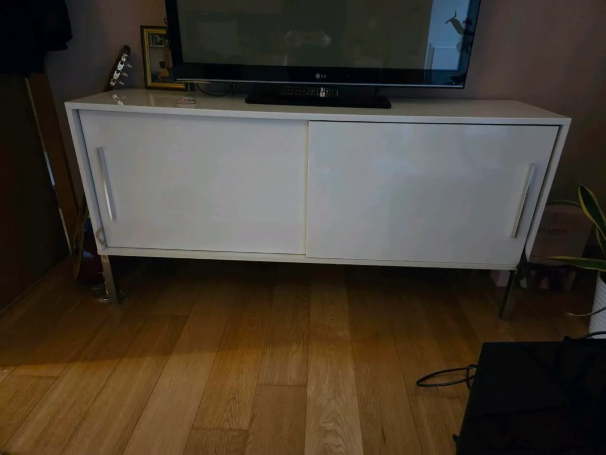 Side board - Image 2