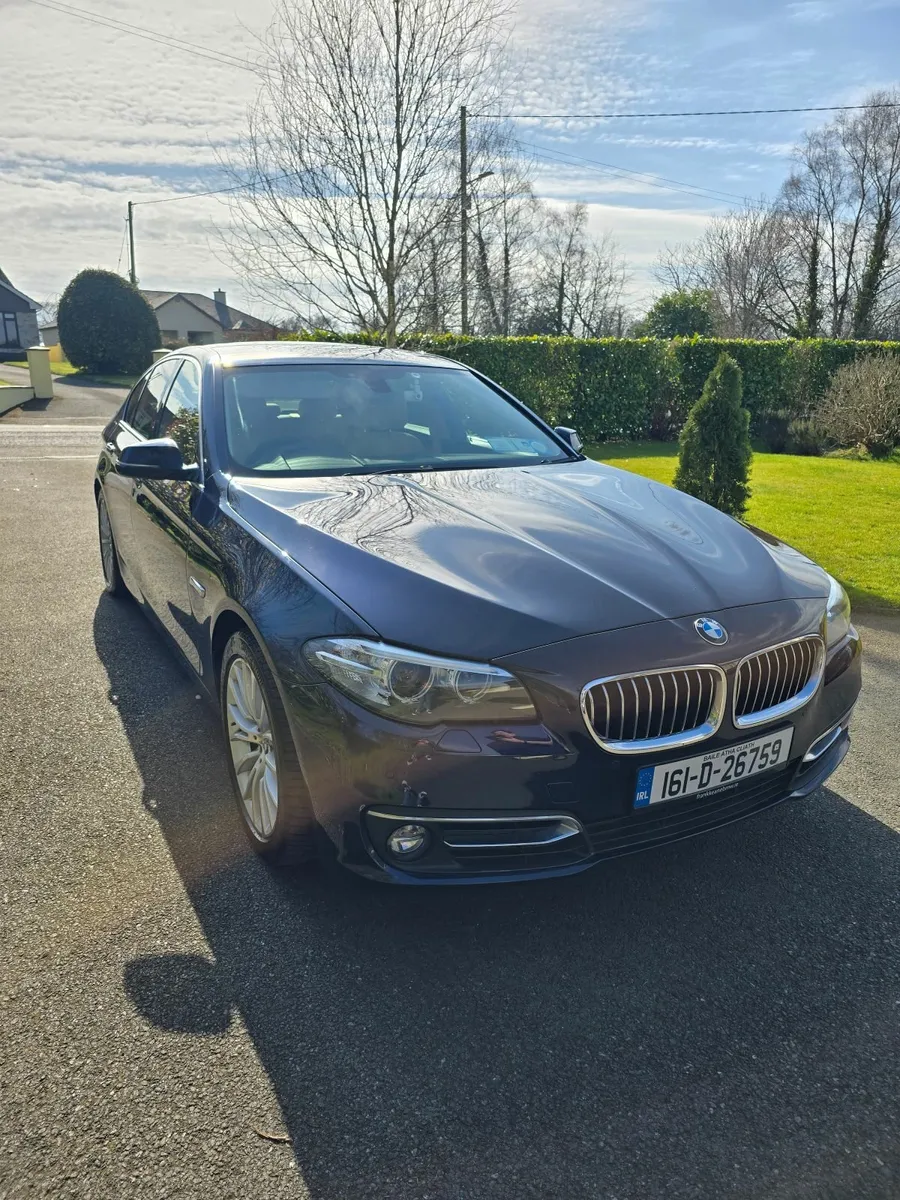 BMW 5-Series 2016 Luxury Model - Image 1