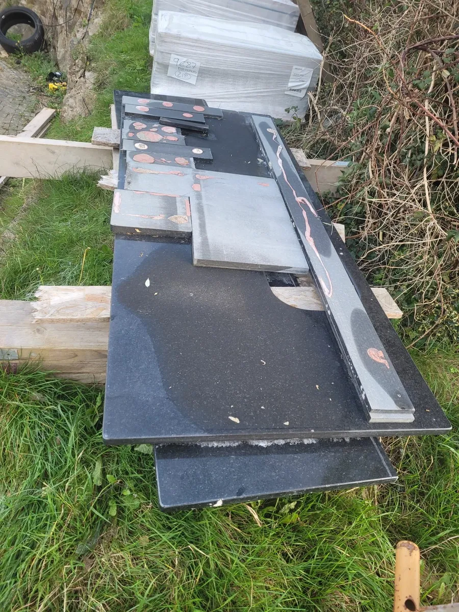 Marble kitchen counter top. - Image 2