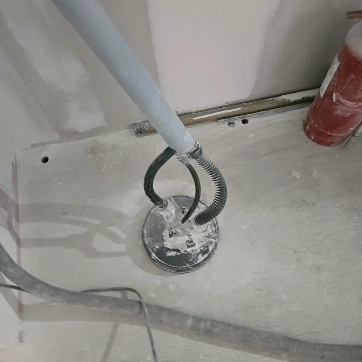 Dewalt drywall sander 110v - Image 3