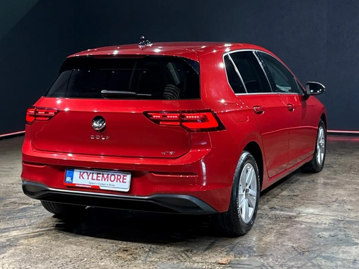 Volkswagen Golf AUTOMATIC 1.0L E-TSI - CRUISE CONT - Image 4