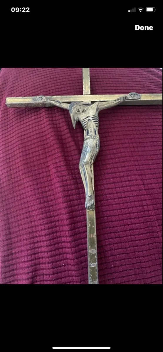 Brass crucifix - Image 3