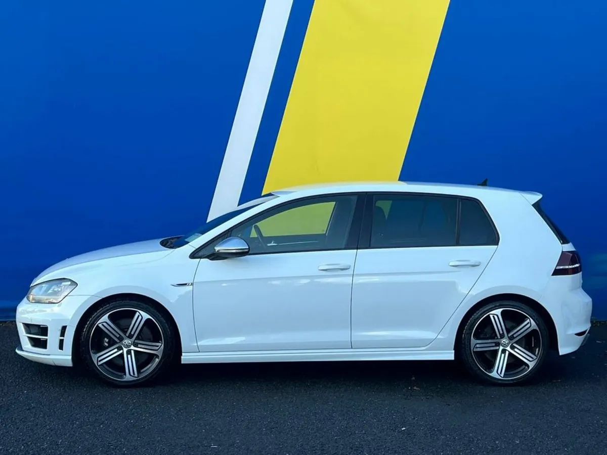 Volkswagen Golf R 4MOTION 2.0 TSI // 300 BHP // LE - Image 3