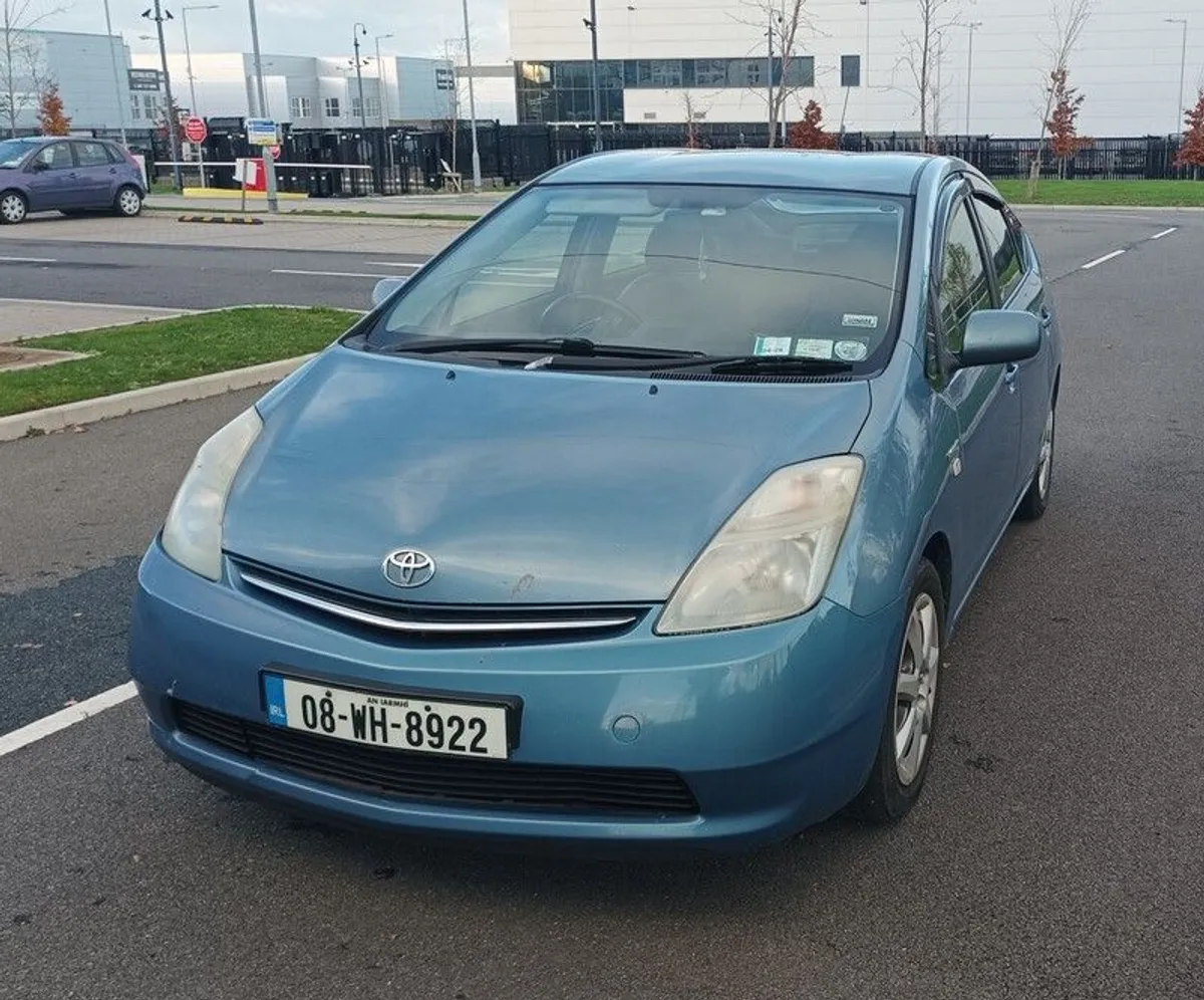 2008 Toyota Prius - Image 2