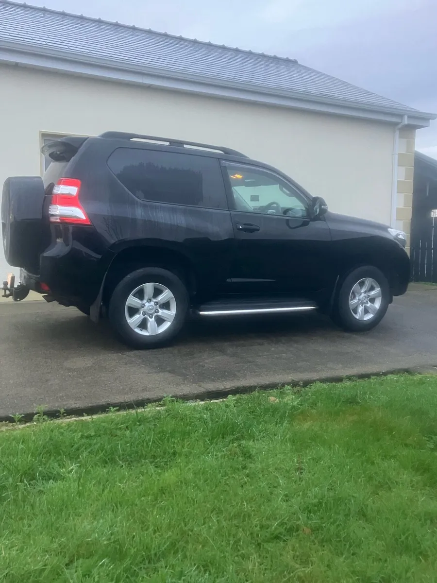 Toyota landcruiser (low milage)SWB - Image 4