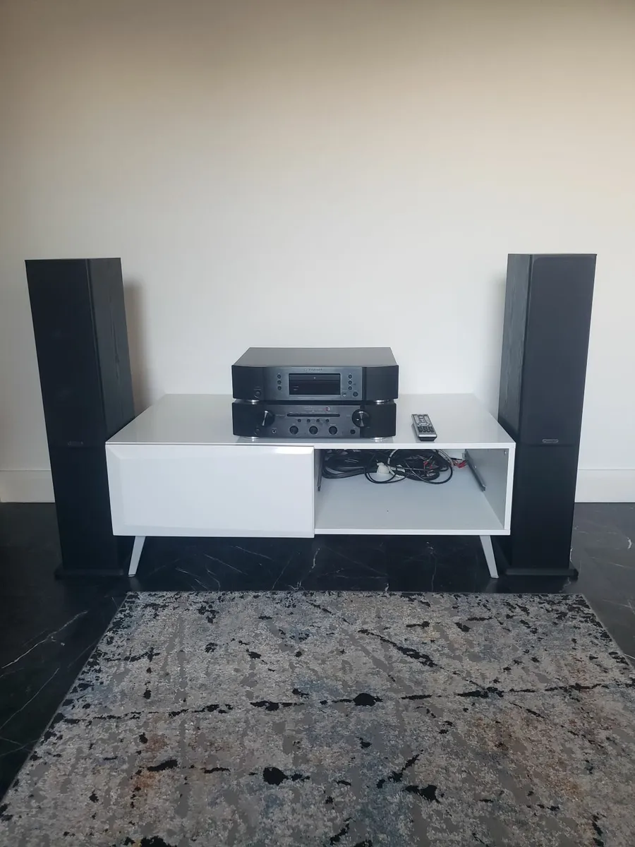 HiFi System - Image 1