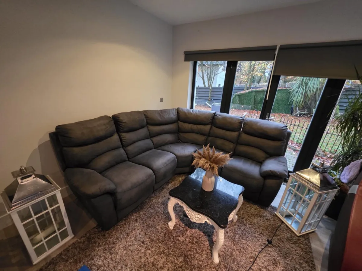 Reduced Electric recliner Yvette Corner Sofa - Image 2