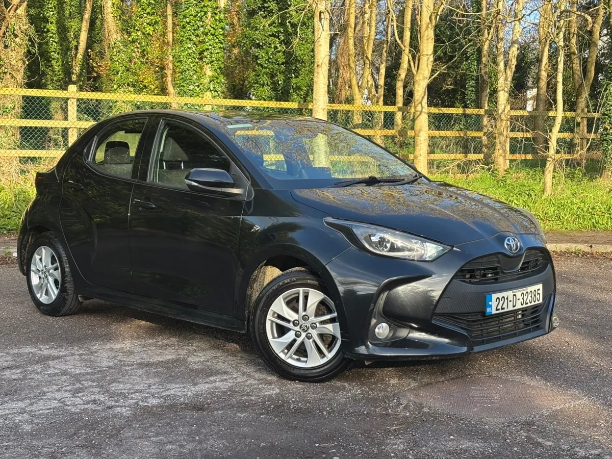 2022 TOYOTA YARIS 1.0 LUNA 52K NCT & TAX - Image 1