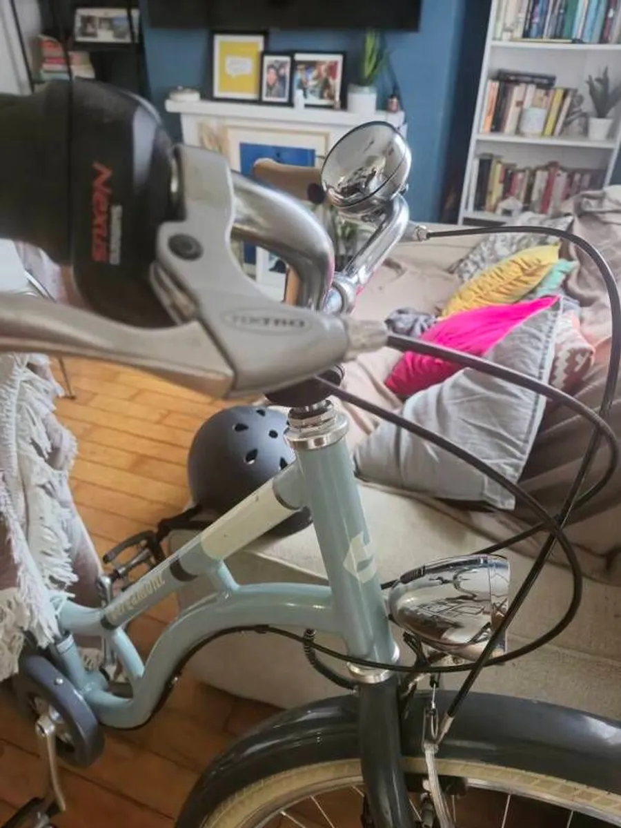 Woman's Bike - Bergamont Summerville N7 CB Hybrid - Image 4