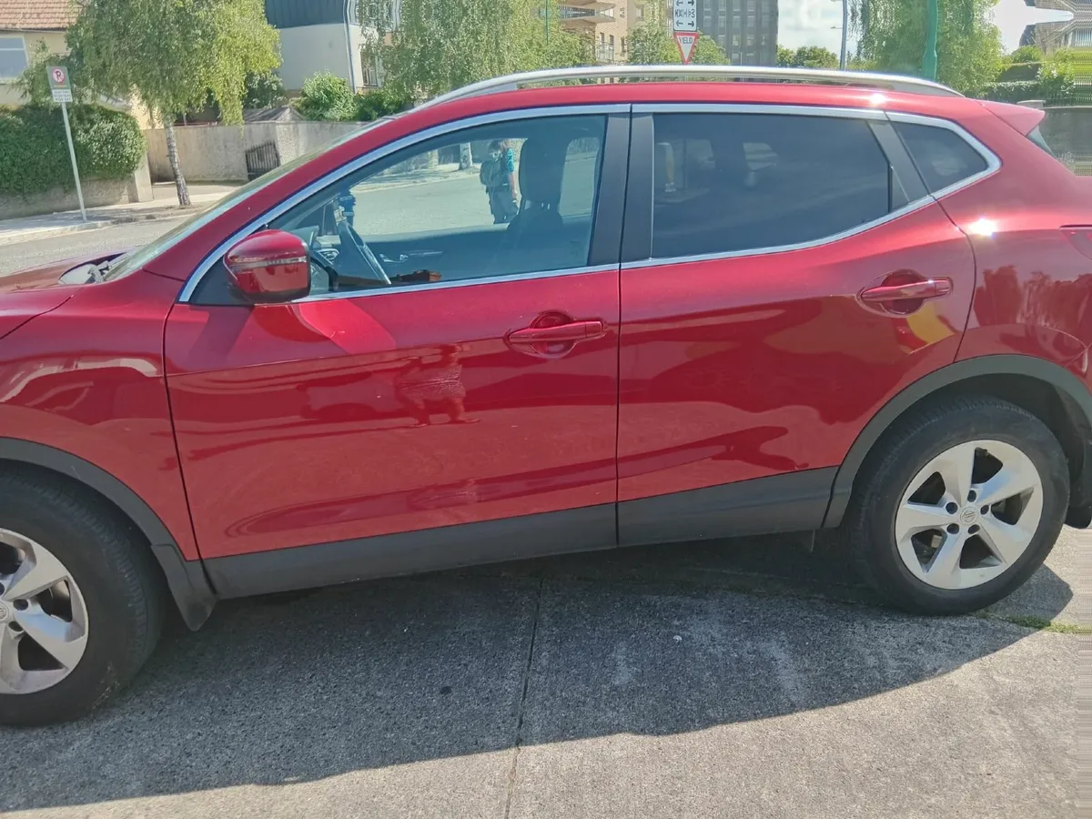 Nissan Qashqai 2019 - Image 3