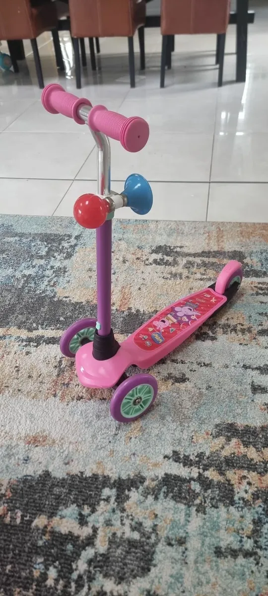 Peppa Pig Teddy & Scooter Bundle - Image 1