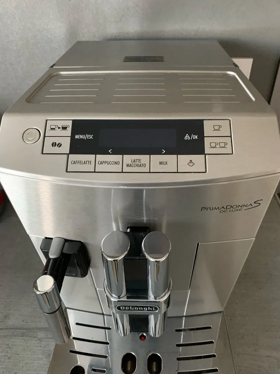 Delonghi coffee machine - Image 3