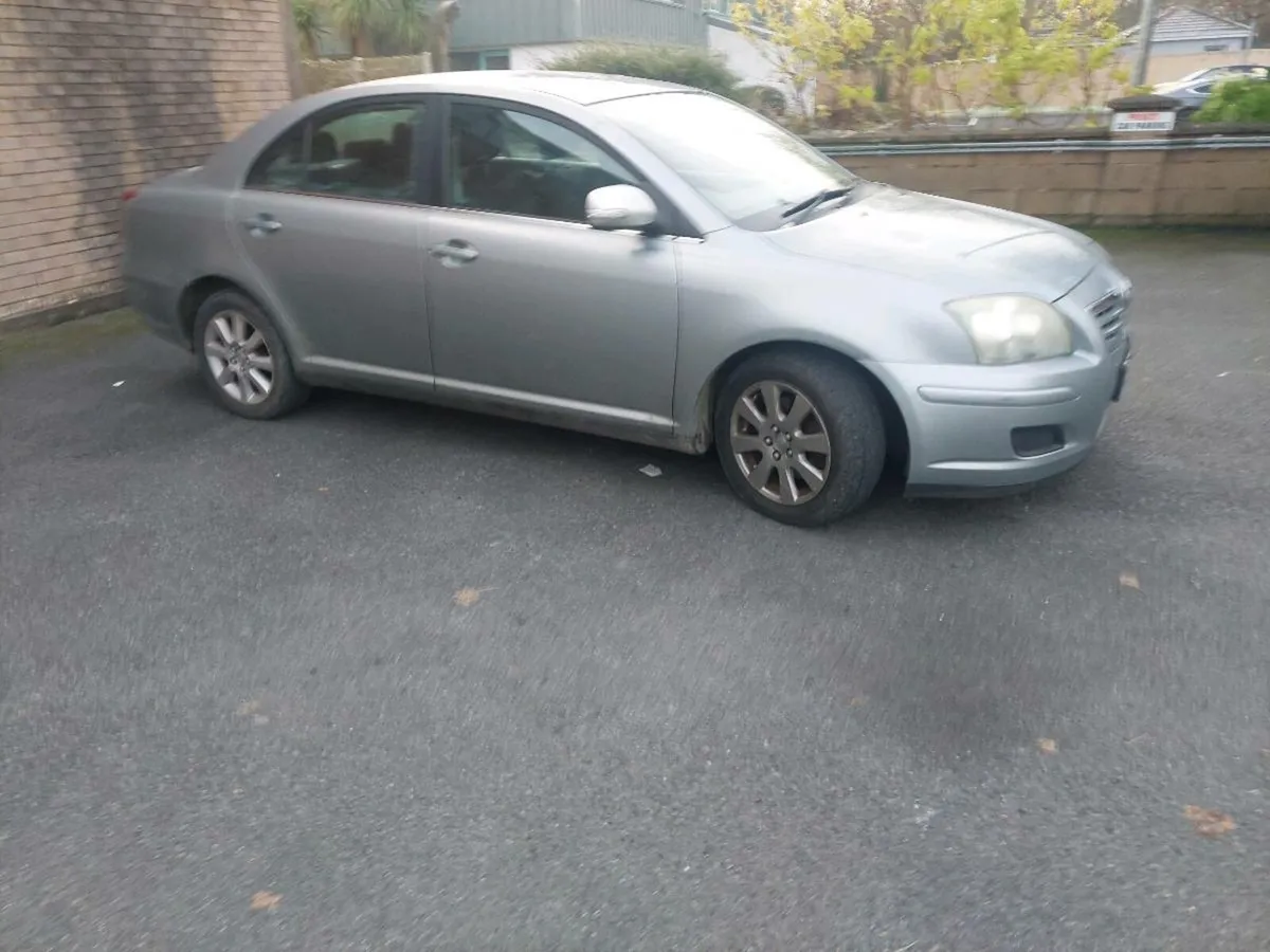 Toyota avensis, 2.0 Diesel - Image 2