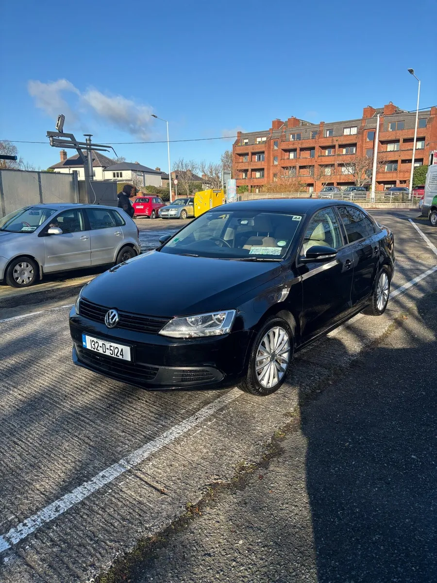 2013 Volkswagen Jetta - Image 1