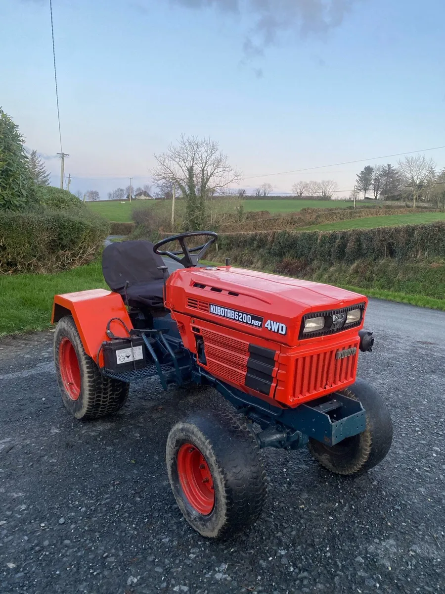 Kubota 6200 compact tractor - Image 1