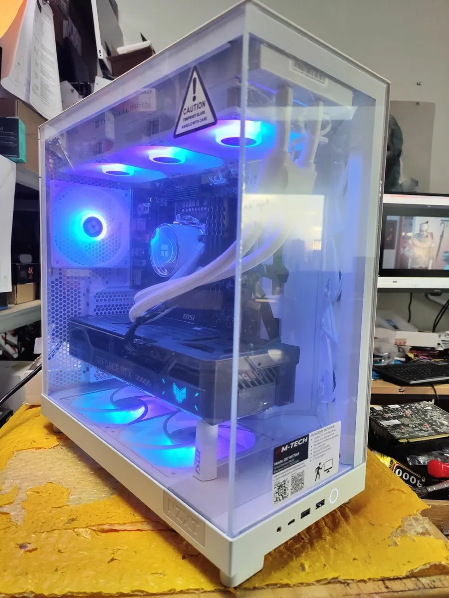 Ultimate Custom Gamng PC Ryzen 7 9700x/64GB DDR5/R - Image 3