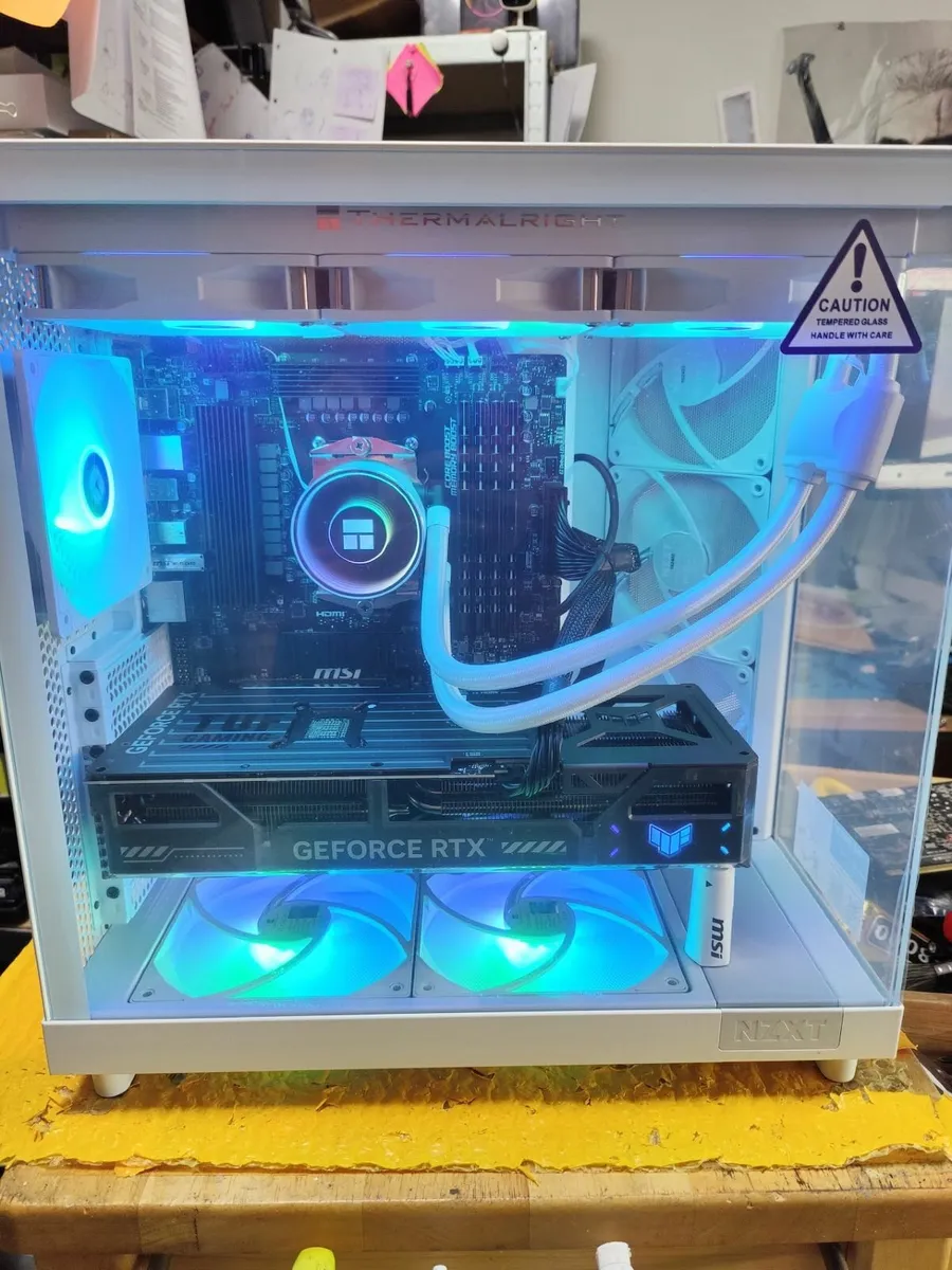 Ultimate Custom Gamng PC Ryzen 7 9700x/64GB DDR5/R - Image 4