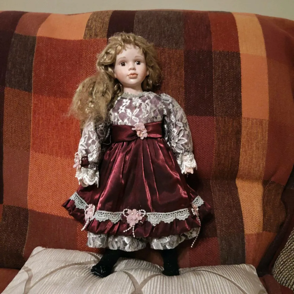 4 Antique porcelain dolls - Image 1