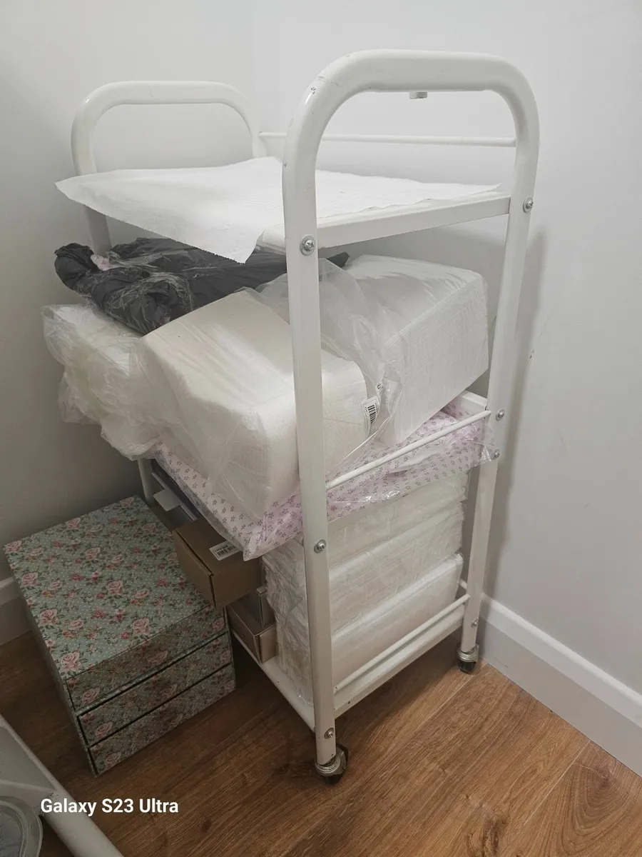 Beauty salon equipment - Image 3