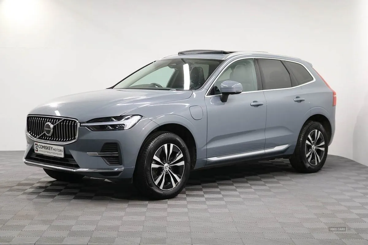 Volvo XC60 h T6 Core - Image 3